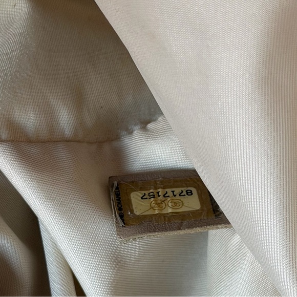 Chanel Travel Line Tote Beige CC Jacquard  very good condition pre loved 💕 - Picture 9 of 16